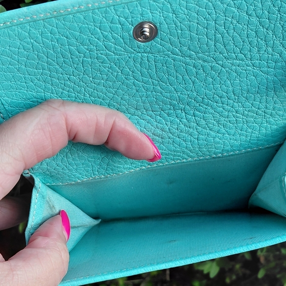Tiffany & Co. Turquoise Blue Leather Turnlock Wallet - Picture 7 of 13